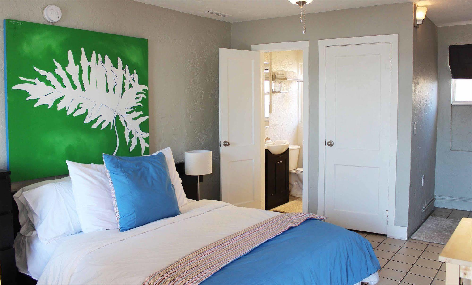 Lorelei Resort Motel トレジャー・アイランド エクステリア 写真